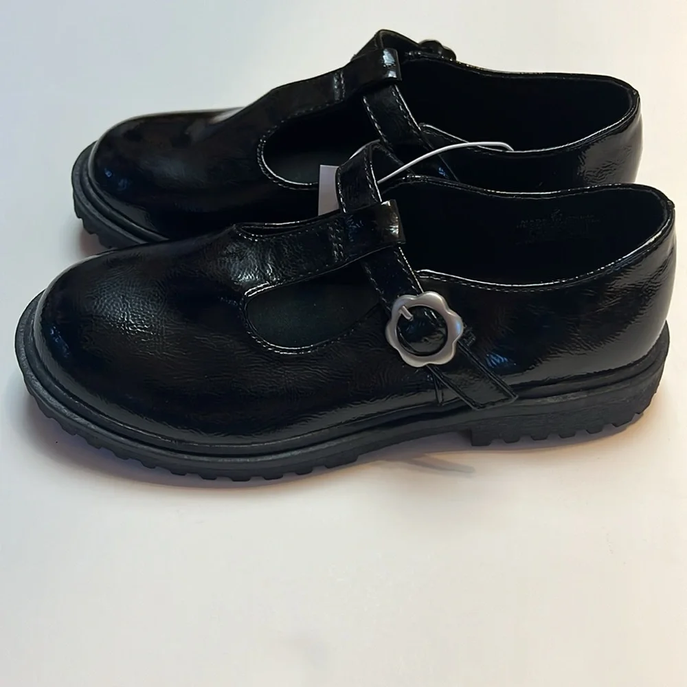 Old Navy Dress Shoes Chunky Mary Jane Black Patent Leather Flower Buckle New